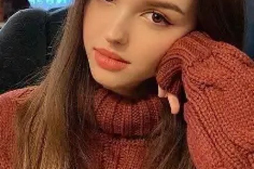 顶流女星红毯互撕太刺激!站位暗战+造型翻车现场曝光内娱潜规则被扒-第1张图片- 顶流女星红毯互撕太刺激!站位暗战+造型翻车现场曝光内娱潜规则被扒-第1张图片-