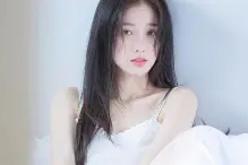 关晓彤被内涵潜规则：更可怕的是所有人都在等塌房